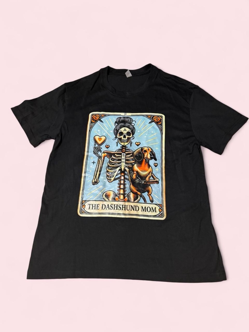 The Dashshund Mom Short Sleeve Graphic Tee - Black